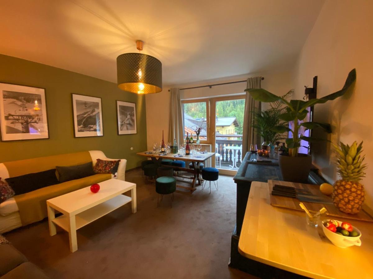 Cafe Schneider Appartments سانكت أنتون ام ارلبرغ المظهر الخارجي الصورة