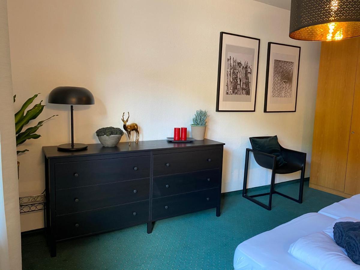 Cafe Schneider Appartments سانكت أنتون ام ارلبرغ المظهر الخارجي الصورة