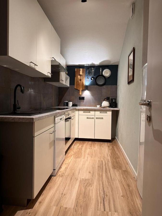 Cafe Schneider Appartments سانكت أنتون ام ارلبرغ المظهر الخارجي الصورة
